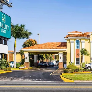 Inn Quality Airport - Cruise Port